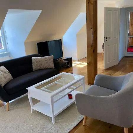 Old Town Hideaway アパート ツェレ